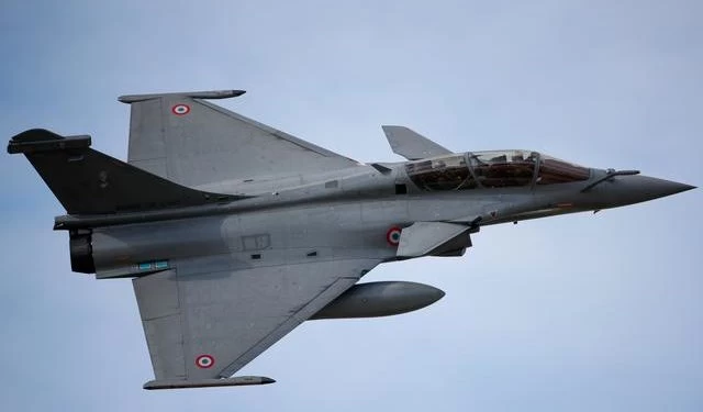 Rafale: Η Κροατία «έκλεισε deal» 1 δισ. ευρώ – Αγοράζει 12 γαλλικά μαχητικά